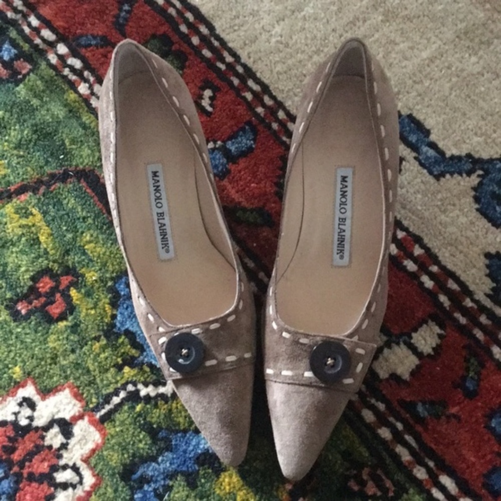 Manolo Blahnik kitten heels